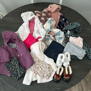 Like new lightly worn baby clothes bundle 6-9 months!